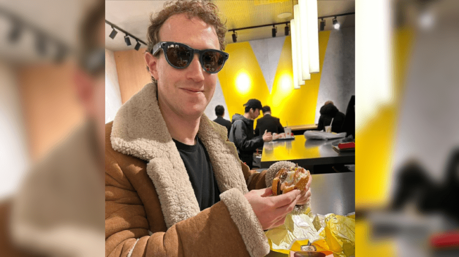 FOTO Mark Zuckerberg, la un McDonald’s din Japonia. A cerut stea Michelin pentru hamburgerul pe care l-a mâncat