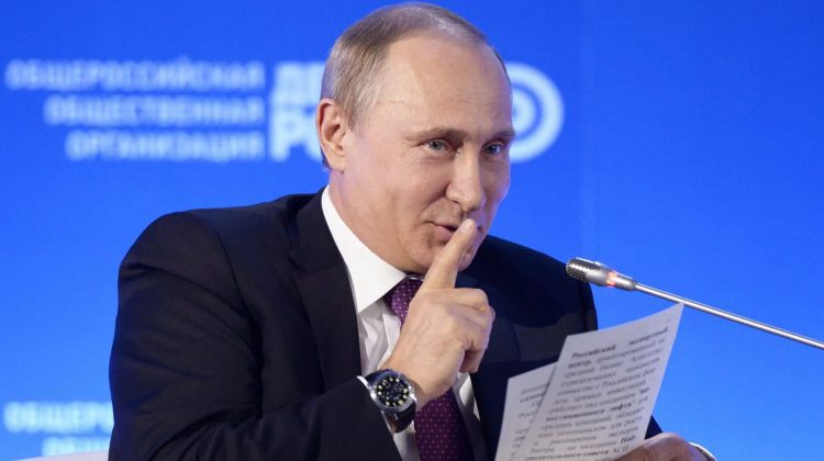 Putin îşi dezvăluie în calitate de candidat la preşedinţie, o avere modestă. Apartament de 77 m² și o  rulotă