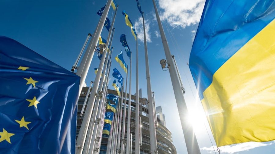 Parlamentul European solicită UE printr-o rezoluție să furnizeze Ucrainei tot ce are nevoie pentru a învinge Rusia
