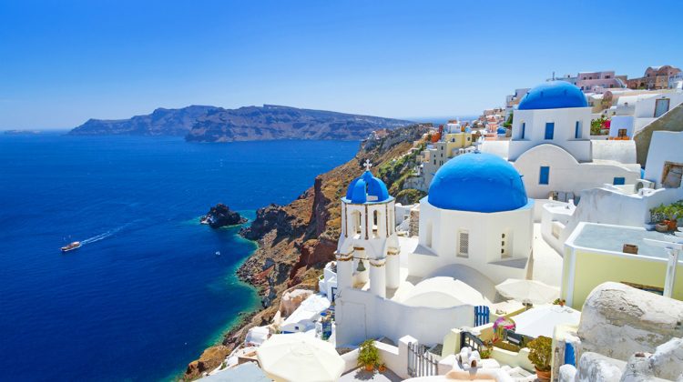 Turismul din Grecia asigură o treime din PIB şi cele mai multe locuri de muncă din țară