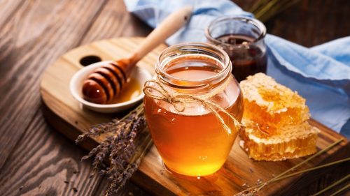 Reguli mai stricte pentru vânzătorii de miere din UE! Țara de origine va trebuie să fie vizibilă pe etichetă