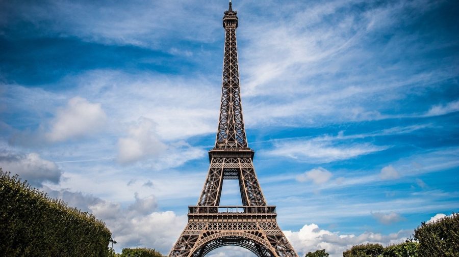 Turnul Eiffel a fost închis din nou. Care este motivul?
