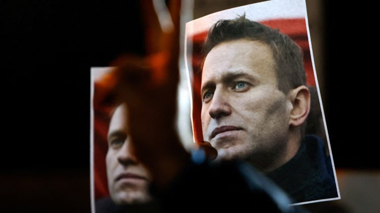 Echipa lui Navalnîi îndeamnă ruşii să participe masiv la funeraliile opozantului