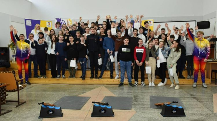 Un alt liceu din Chișinău a devenit participant la proiectul pentru copii NEXTGEN al Federației de Biatlon