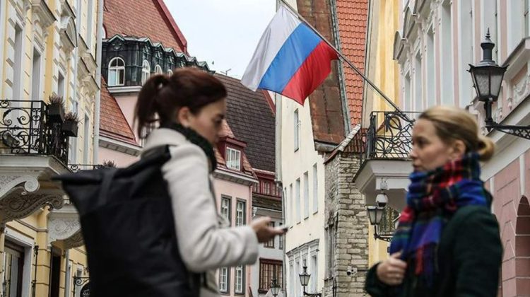 Estonia va expulza un diplomat rus