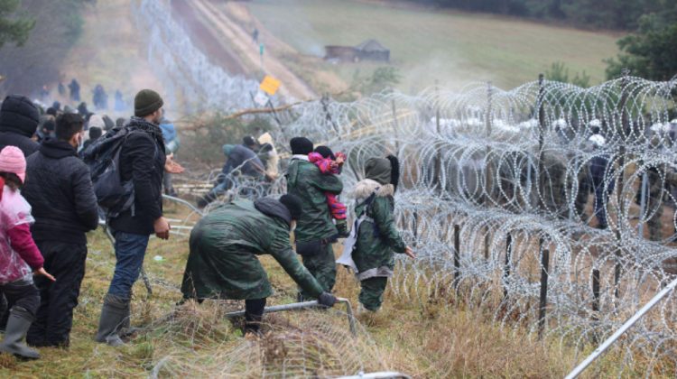 Polonia înregistrează 500 de tentative de trecere ilegală a frontierei din Belarus în două zile