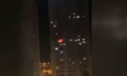 VIDEO Un bloc din Spania, cuprins de flăcări. Trei persoane, inclusiv un copil, au murit