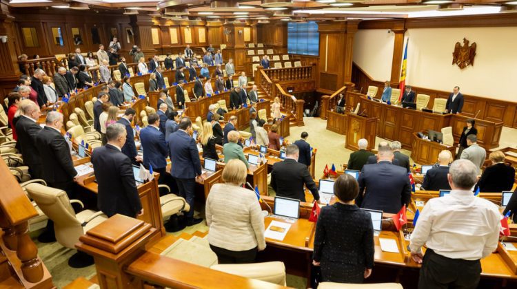 VIDEO Minut de reculegere în Parlament, după atentatul de la Moscova. Grosu: Condamnăm cu fermitate