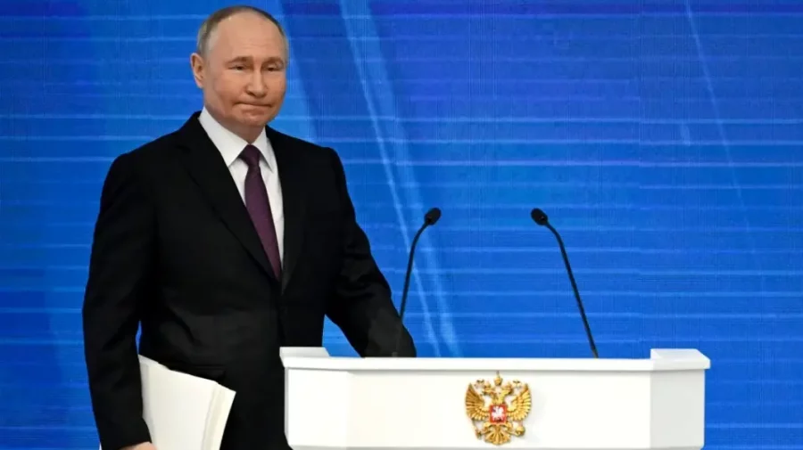 Alegeri prezidențiale în Rusia: Putin a făcut apel la unitate în jurul lui înainte de deschiderea urnelor