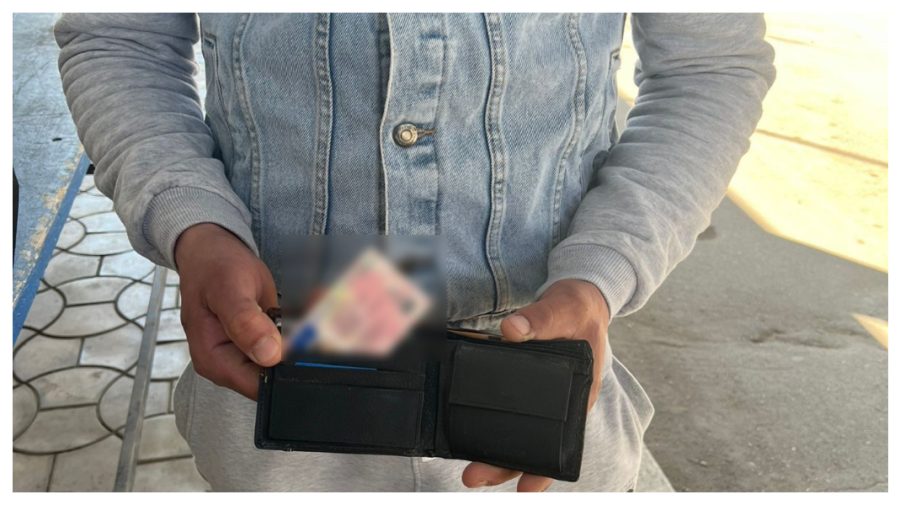 Prins la vama Costești cu un permis de conducere fals. Câți bani a scos din buzunar un moldovean