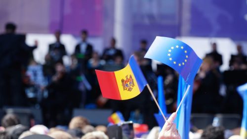 Politico: Pe 25 iunie ar putea demara negocierile formale de aderare a Moldovei la UE
