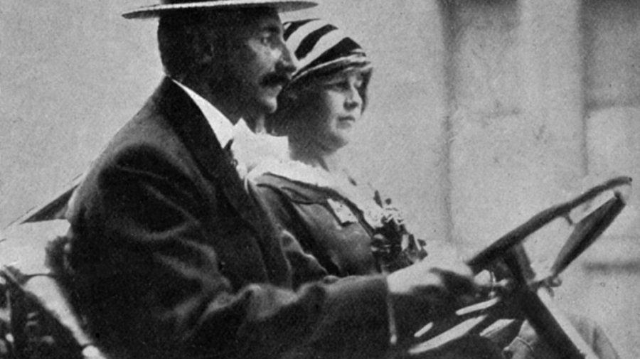 Ceasul celui mai bogat pasager de pe Titanic a fost vândut la licitaţie pentru o sumă-record