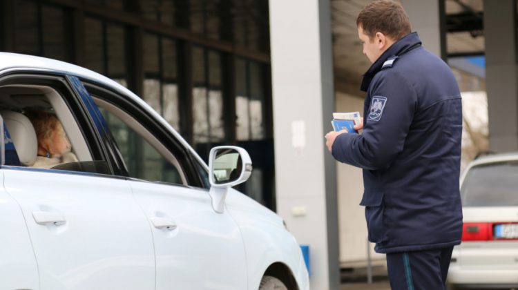 Un șofer din Georgia, prins la vamă cu permisul de conducere falsificat. Bărbatul era convins că documentul e veridic