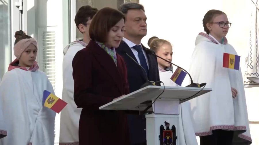 VIDEO Președinta, la ceremonia dedicată Zilei Drapelului: Să fim mândri de fiecare dată când privim spre tricolor