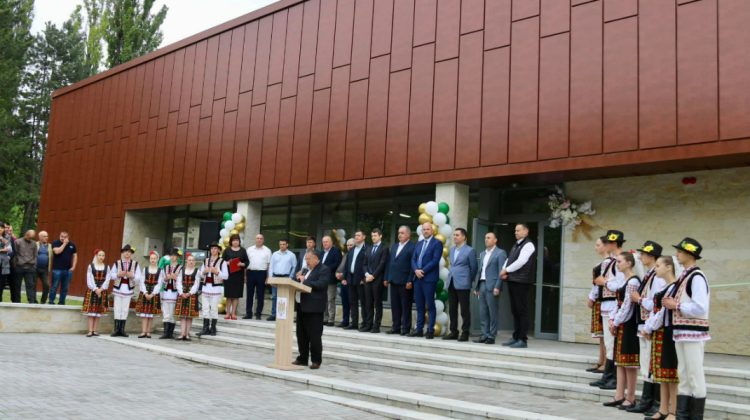 FOTO Condiții de studiu ca în Europa. La Soroca a fost inaugurat Colegiul Tehnic Agricol