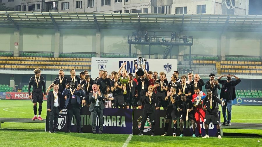 VIDEO După ce a devenit campioană, echipa de fotbal Petrocub a câștigat Cupa Moldovei