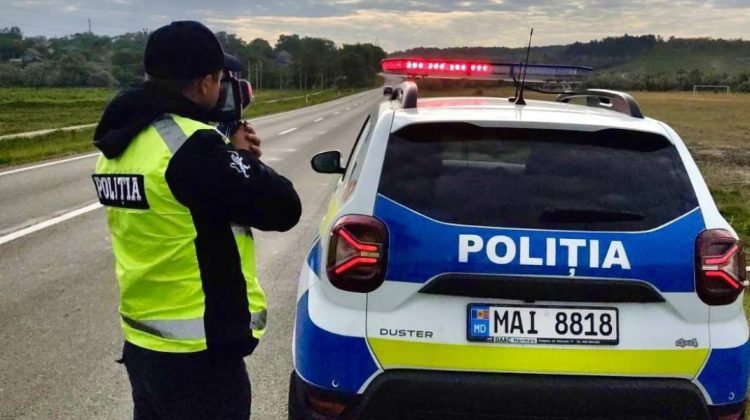 Se deplasa printr-un sat din Moldova cu viteza de 118 km/h. Cu ce ”cadou” s-a ales o femeie?