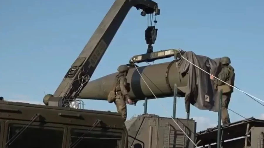 Rusia desfăşoară exerciții cu arme nucleare tactice la graniţa cu Ucraina