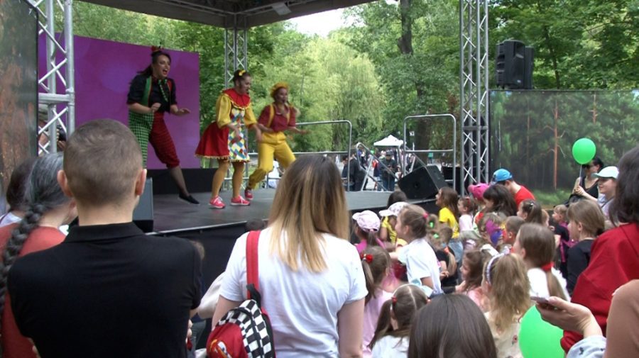 VIDEO Ziua Familiei, sărbătorită la Chişinău cu distracţie şi activităţi pentru copii şi adulţi