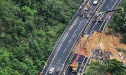 Tragedie în China: O porțiune dintr-o autostradă s-a prăbușit. Cel puțin 36 de oameni au murit