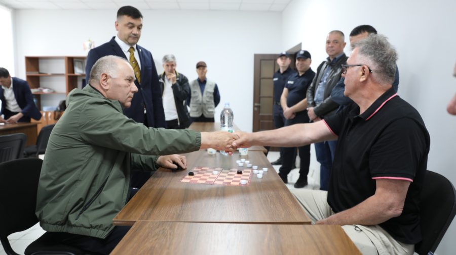 Veteranii de la MAI din nordul țării și-au măsurat puterile la campionatul dedicat jocului de dame