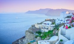 Noi reguli pentru turiştii care vor să-și petreacă vacanța în Grecia. Ce decizii a luat de statul elen