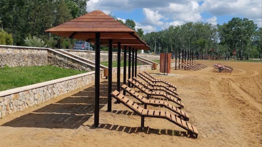 Start sezonului estival! Plaja din Parcul „La izvor” este gata să primească vizitatori