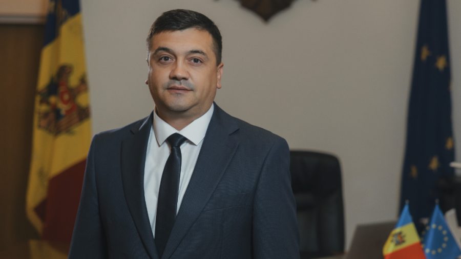 Ministrul Adrian Efros pleacă într-o vizită de lucru la Bruxelles: Va participa la un forum