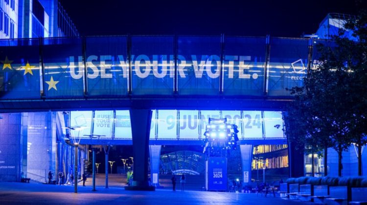 Alegeri europene: Pentru a doua oară consecutiv, România depășește media UE privind la prezența la urne