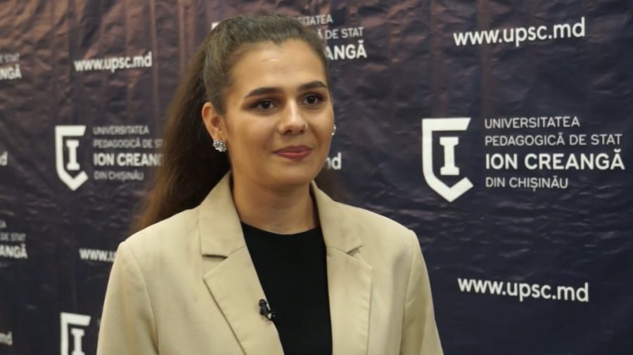 VIDEO Povestea unei tinere hotărâte să devină profesoară, în mijlocul unei crize de pedagogi