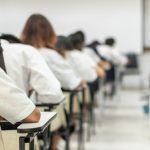 Elevii din Chișinău ar putea beneficia de pregătire gratuită pentru BAC
