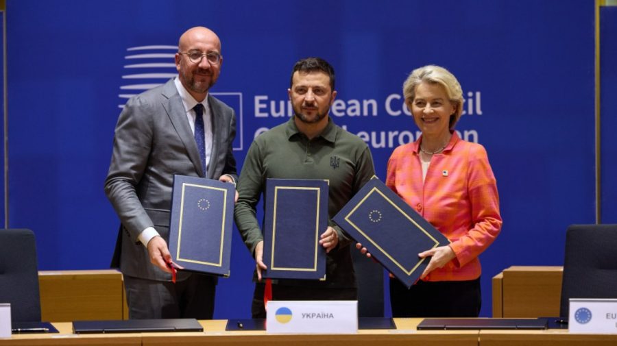 Zelenski semnează un pact de securitate cu Uniunea Europeană la Bruxelles. Ce prevede acesta