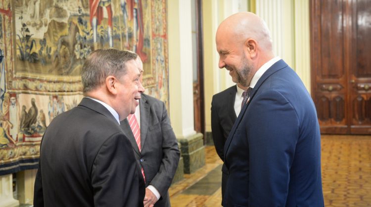 Vladimir Bolea, plecat în Spania. A discutat cu omologul de la Madrid cum putem produce mai mult lapte de oaie