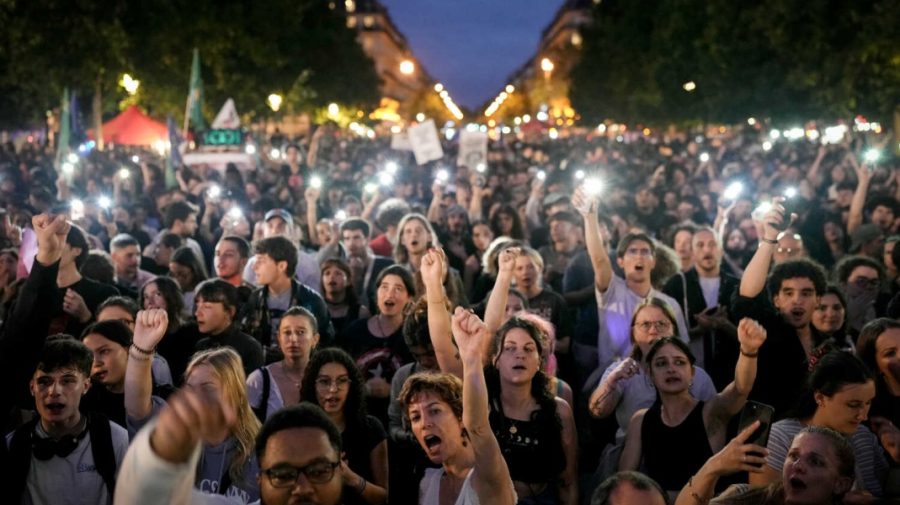 Franța – în alertă de ziua alegerilor. Peste 30.000 de forțe de ordine sunt mobilizate