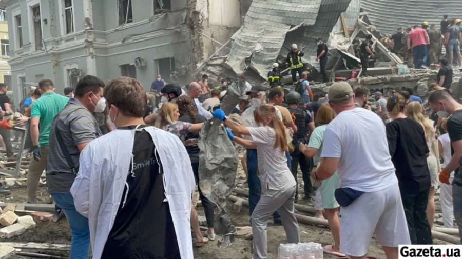 VIDEO „Spitalul de copii din Kiev, lovit direct de o rachetă rusească”, afirmă ONU. Momentul a fost surprins de camere