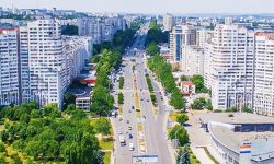 Cumpărăm sau așteptăm? Ce spune premierul Tofan despre prețurile la apartamente în Chișinău