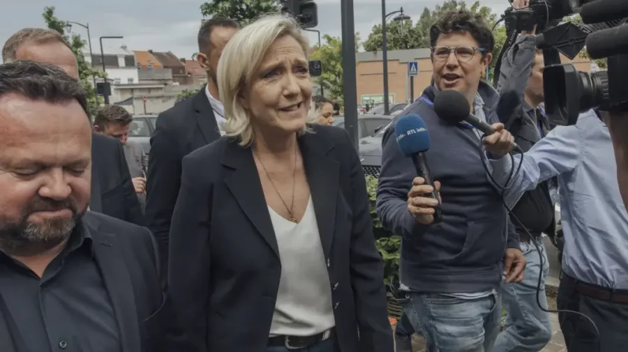 Provocare pentru UE: Extrema dreaptă încearcă să ia puterea în Franţa, în turul II al alegerilor legislative anticipate