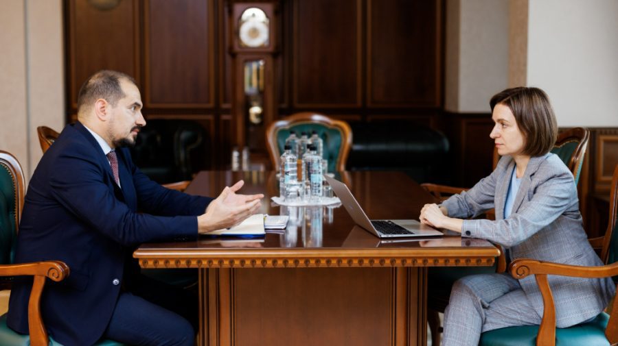 După Spînu, și Buzu a mers să discute cu Sandu. Ce solicitare a avut președinta la ministrul Muncii