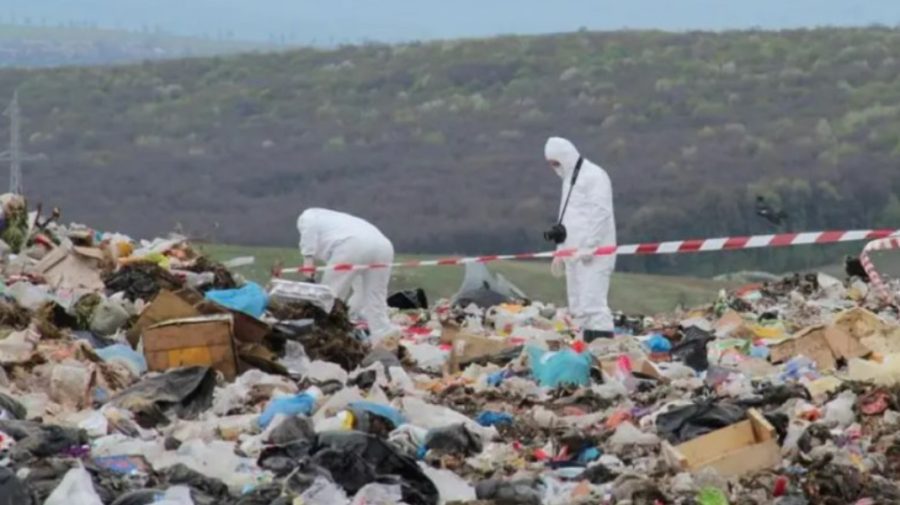 Caz șocant în România. Un bebeluș a fost găsit mort la o groapă de gunoi