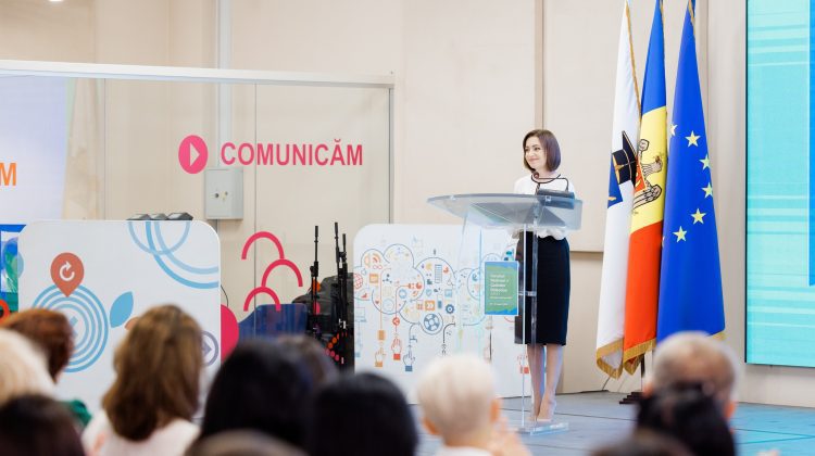 Maia Sandu, la Forumul Național al Cadrelor Didactice: „Am îndemnat toți profesorii să ne ajute să păstrăm pacea”