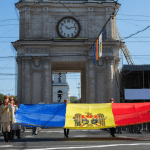 Ziua Independenței, marcată cu fast! Peste 2.000 de militari și 100 de unități de tehnică militară vor defila în PMAN