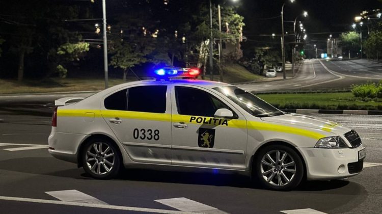Șoferii continuă să-și facă de cap în trafic. Câte încălcări rutiere au fost depistate în weekend