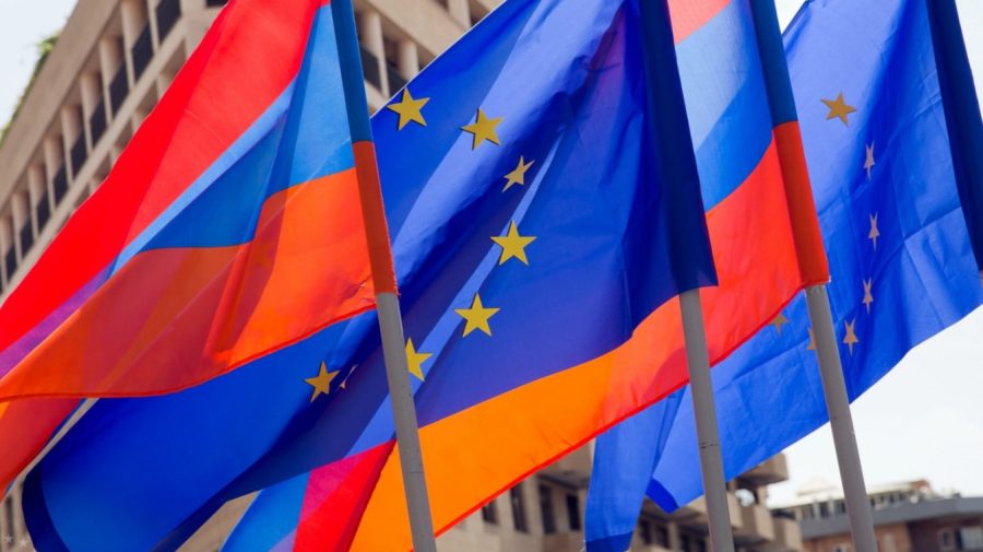 Rusia a reacţionat prompt la anunţul Armeniei că ar vrea să adere la UE