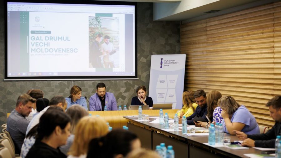 Forumul moldo-român a societăţii civile a reunit la Chişinău 70 de participanţi de pe ambele maluri ale Prutului