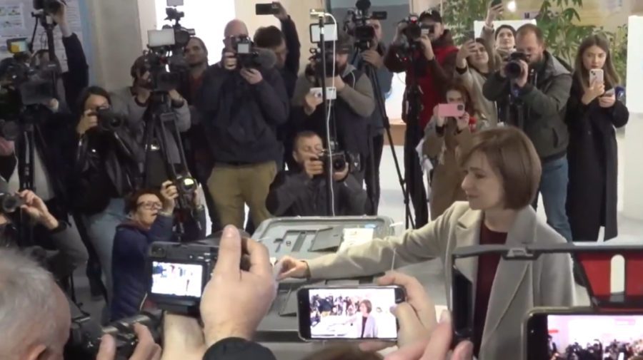 VIDEO Maia Sandu, alături de susținătorii săi, și-a exercitat dreptul la vot: Moldovenii trebuie să-și decidă soarta!