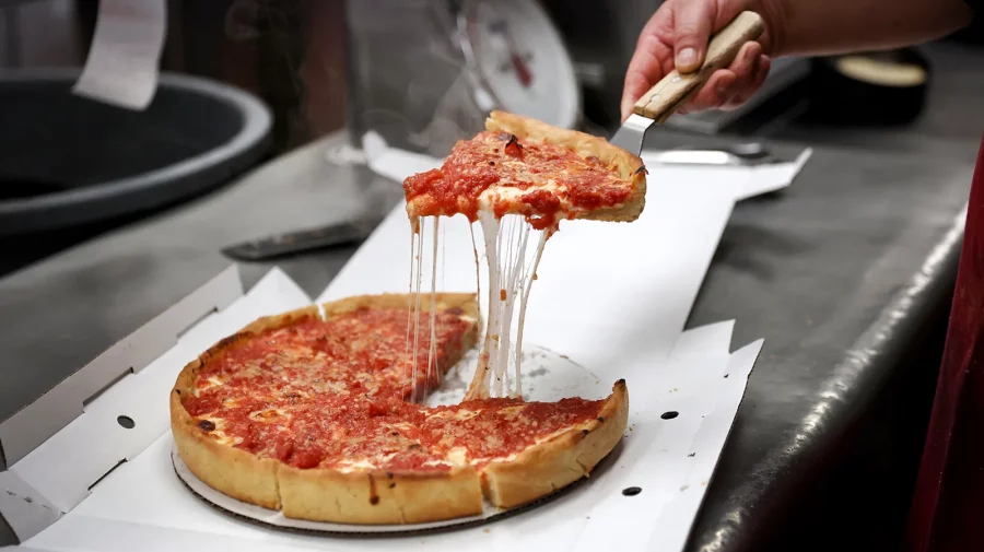 Trafic de droguri direct din meniu. Cum era servită „pizza cu de toate” clienților