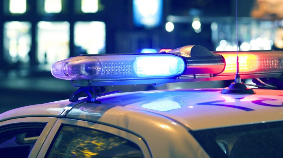 VIDEO Accident la intersecția străzilor Dacia și Traian. Două mașini s-au ciocnit violent