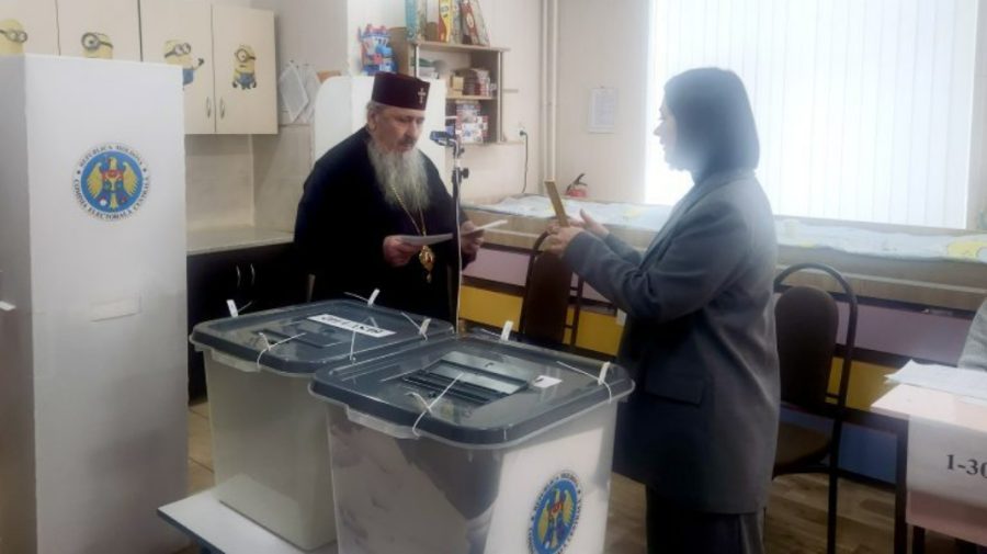 Mitropolitul Basarabiei a votat: „Este o mare responsabilitate să contribuim la binele comun și la stabilitate”