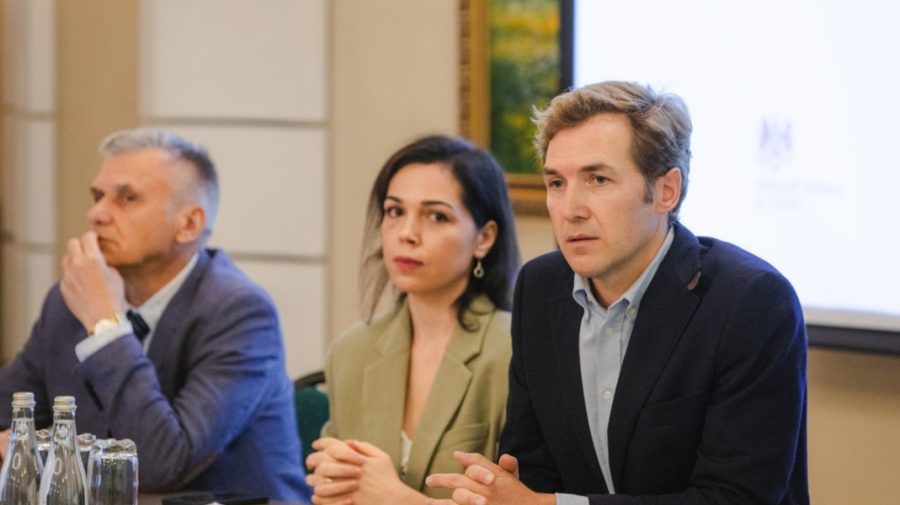 VIDEO Instruiri pentru societatea civilă în contextul alegerilor prezidențiale și al referendumului constituțional