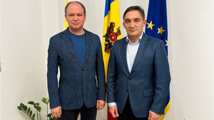 Ion Ceban s-a întâlnit cu Alexandr Stoianoglo. Spune că este dispus să poarte discuții și cu Maia Sandu